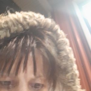 Meet your Posher, Alicia